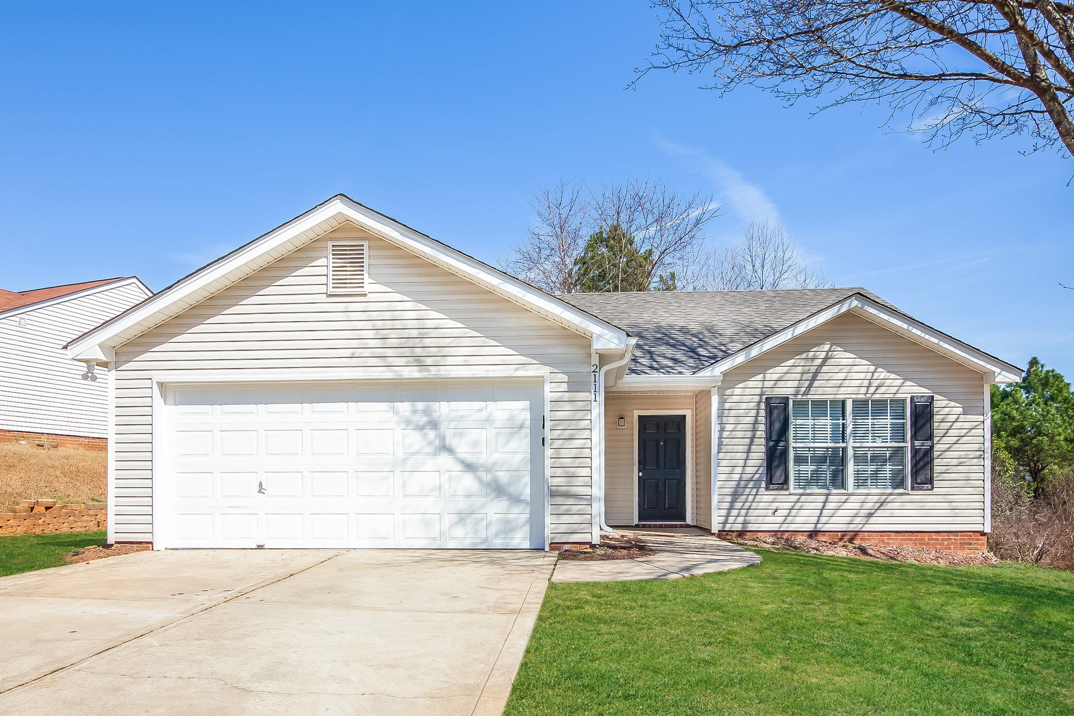 2111 PLEASANT DALE DR CHARLOTTE, NC 28214